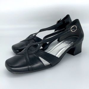 Peerage ALEXA Shoe Wide Width Leather Pump in Black 10WW